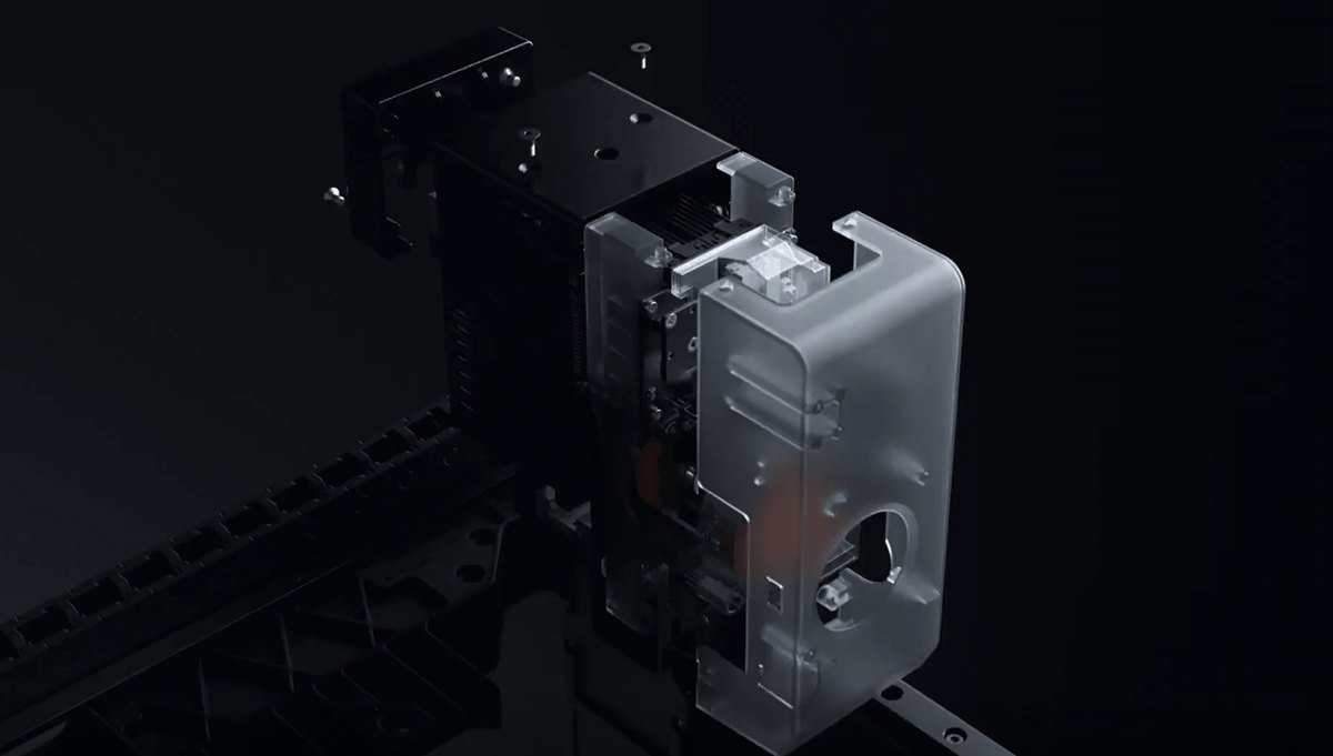 A single toolhead on the linear motor rail